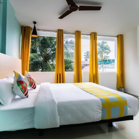 Flamingo Suites Kochi Exterior photo