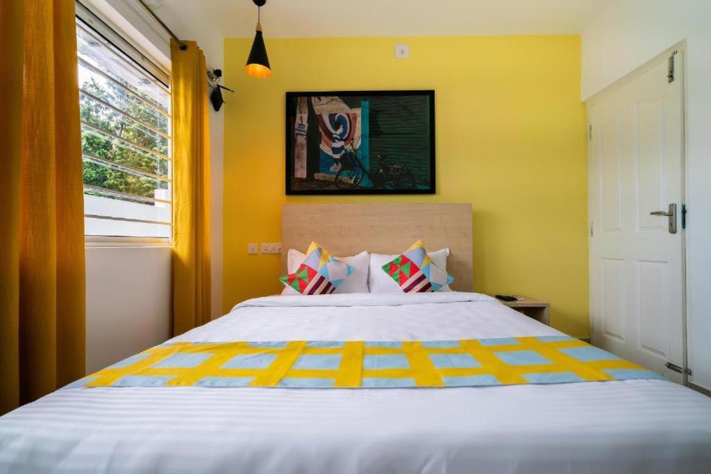 Flamingo Suites Kochi Exterior photo