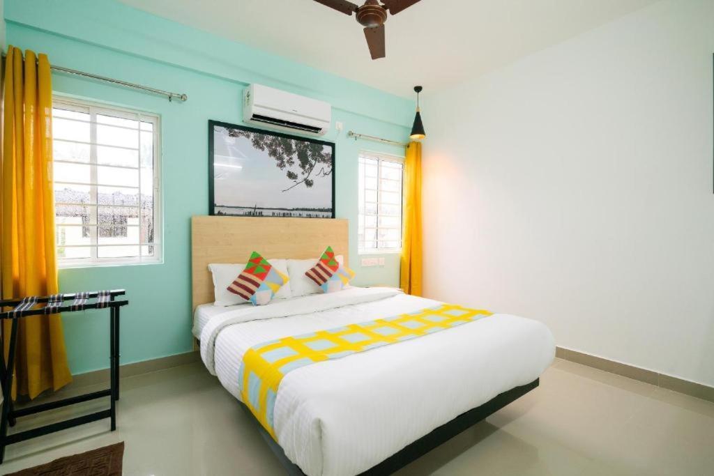 Flamingo Suites Kochi Exterior photo